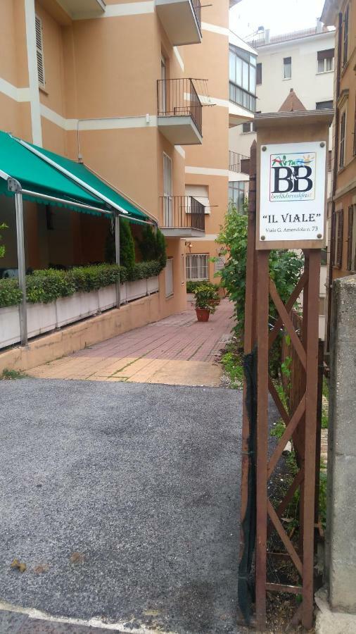 לינה וארוחת בוקר קייטי Il Viale מראה חיצוני תמונה
