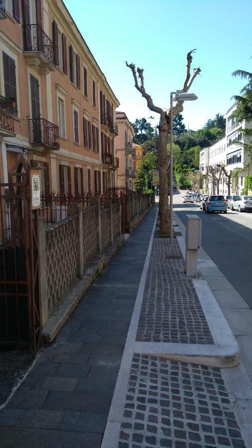 לינה וארוחת בוקר קייטי Il Viale מראה חיצוני תמונה